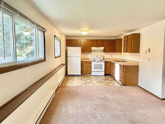 3rd image of 1115-1121 E 5th St #1115