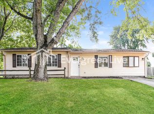 6220 Old Mill Dr, Indianapolis, IN 46221
