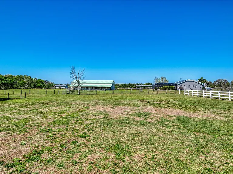 2700 Verna Bethany Rd — Photo 41