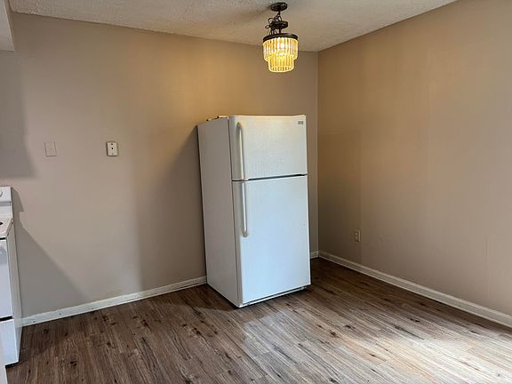 5th image of 1330 Centre Pkwy #1332