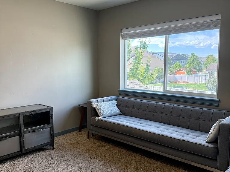 Large upstairs loft