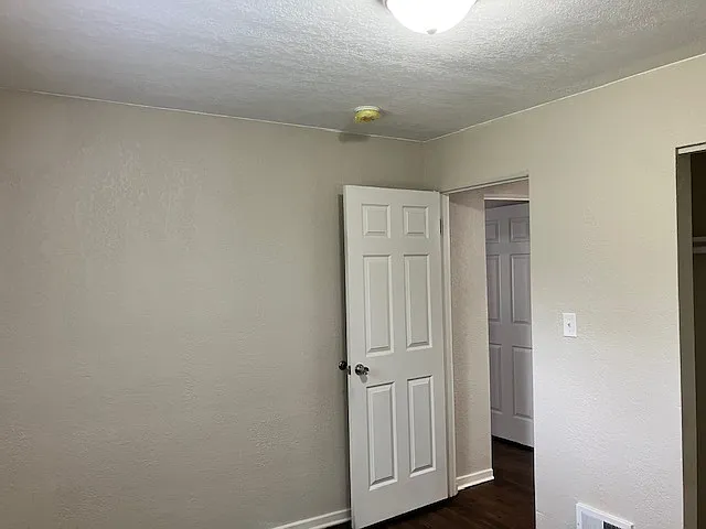 1110 Garfield Ave — Photo 13