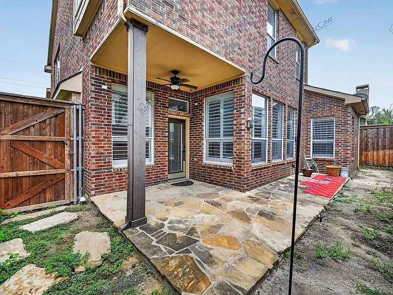 2208 Grizzly Run Ln — Photo 23