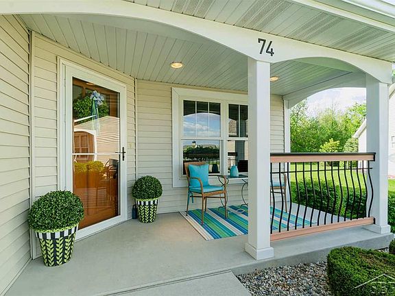 2nd image of 74 Tuscany Cir
