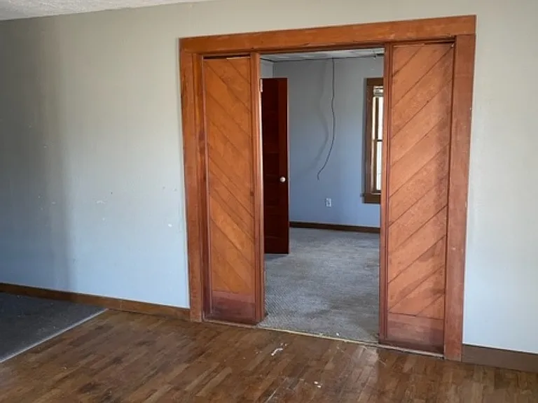 103 S Main St — Photo 17