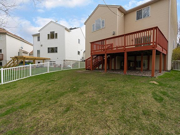 4th image of 8609 Savanna Oaks Ln