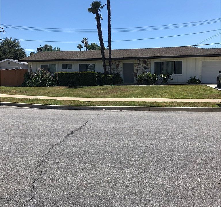 1st image of 18612 Hillhaven Dr