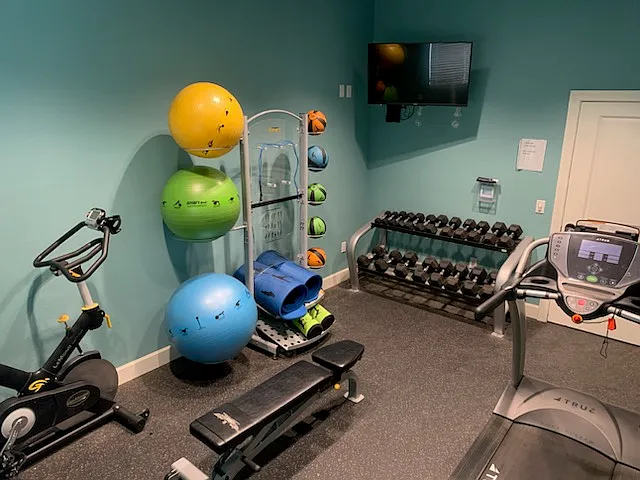 Free Fitness Center on site!