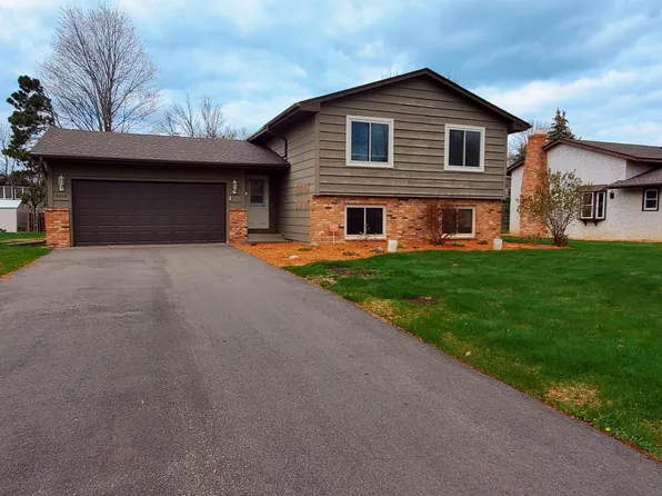 3018 81st Cir N, Brooklyn Park, MN 55444