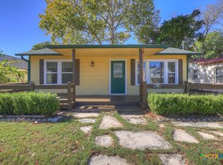 927 N Union Ave, New Braunfels, TX 78130