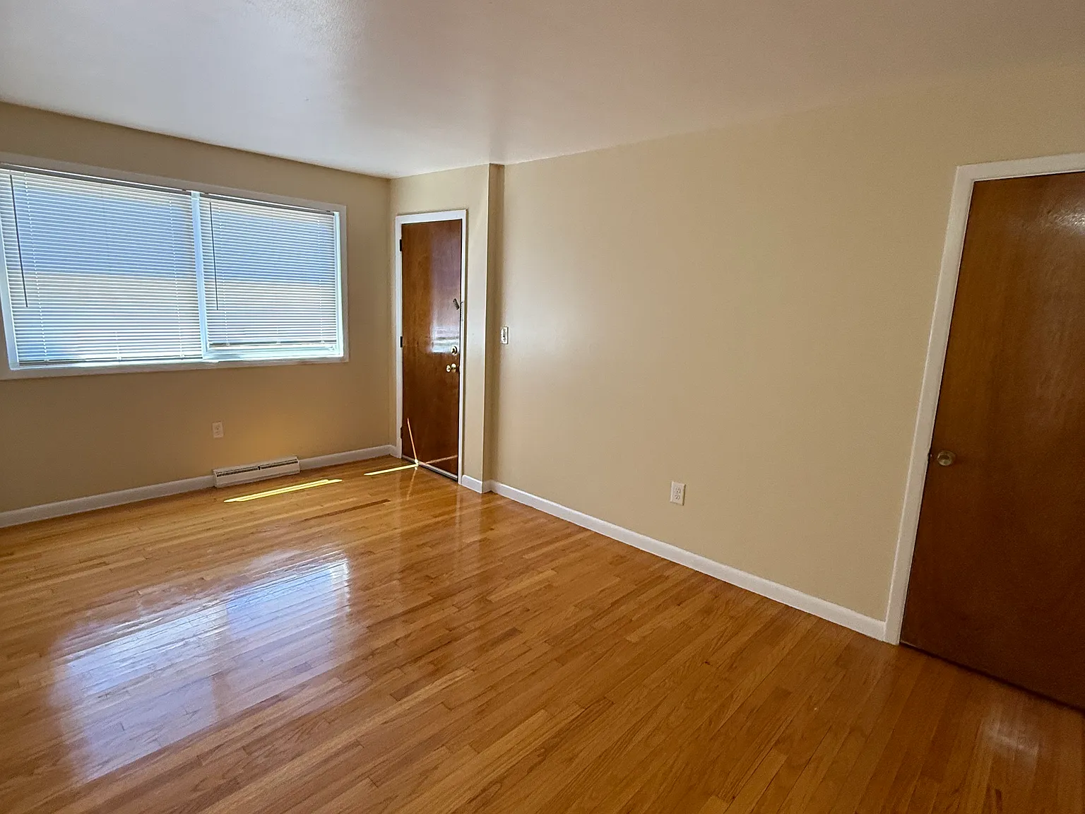 2 bed, $1,650 — Photo 1