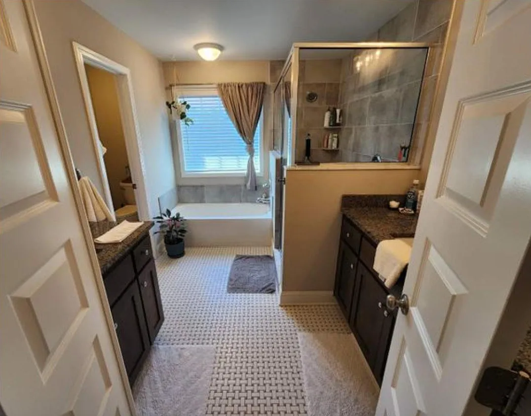 5 bed, 3.5 bath, 2569 sqft, $3,500 — Photo 4