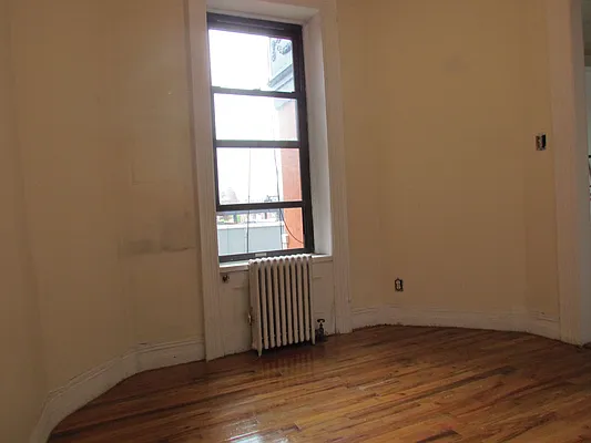 Rented by Landmark Real Estate | media 26