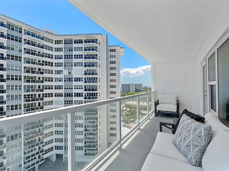 3750 Galt Ocean Dr #1002 — Photo 26