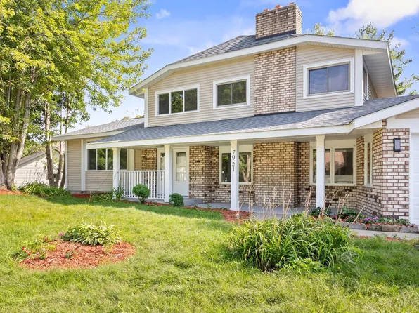 7951 Island Rd, Eden Prairie, MN 55347