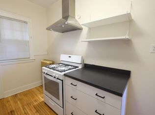 Snelling Villas, Saint Paul, MN 55104