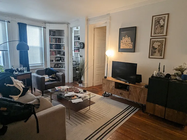 3421 Race St #1R — Photo 3