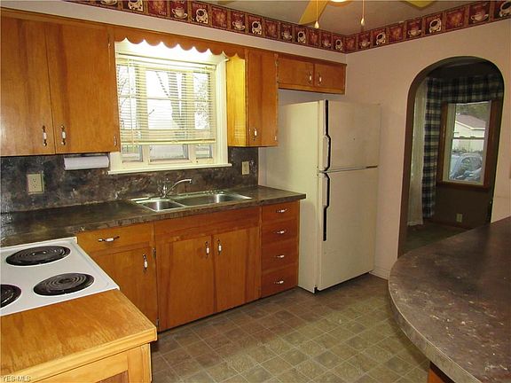 4th image of 202 McIlvaine Dr