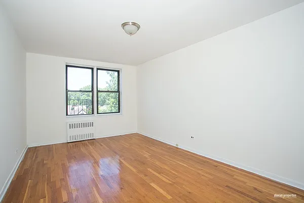 Sold by Abacus Properties | media 8