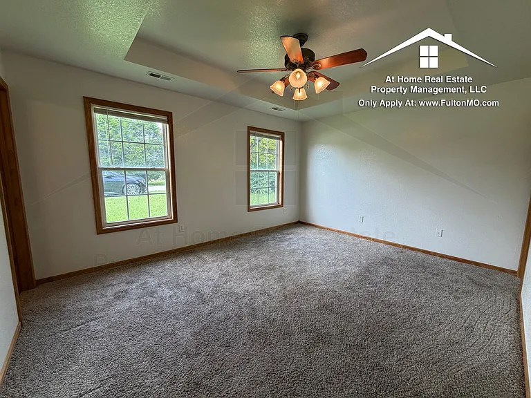 1902 Dunham Dr — Photo 20
