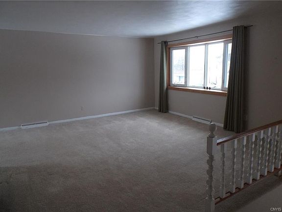 4th image of 818 Hazelwood Ave