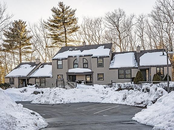 2nd image of 1465 Hooksett Road #41