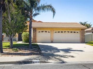 2069 W Fairview Dr, Rialto, CA 92377