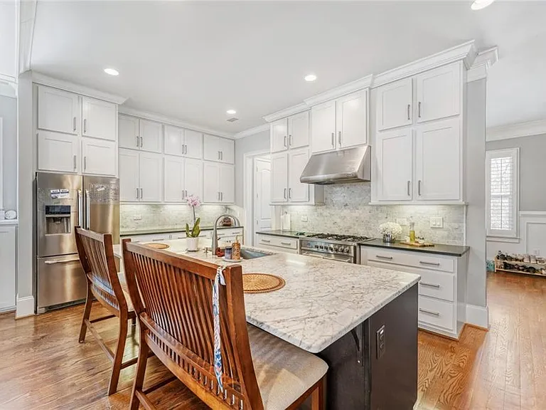 1196 John Collier Rd #1196 — Photo 11