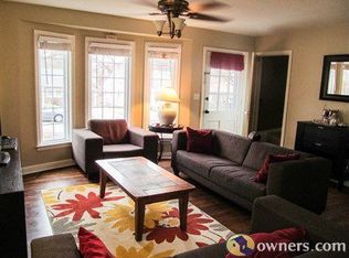 6024 Charlotte St, Kansas City, MO 64110