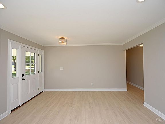 2nd image of 3170 S Whitetree Cir