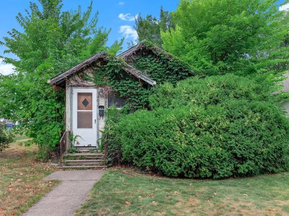 4039 Upton Ave N, Minneapolis, MN 55412