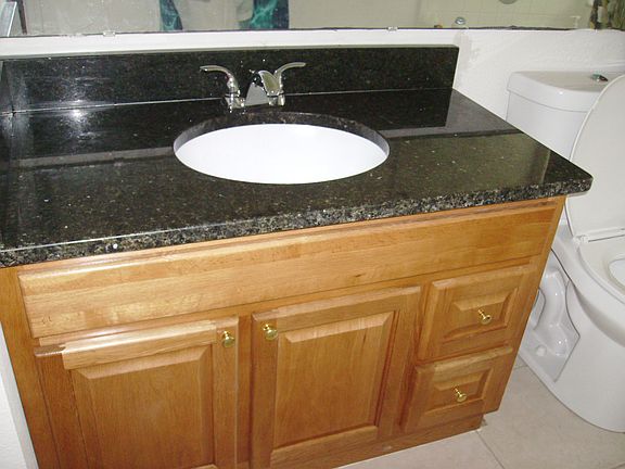 master /guest  vanites 