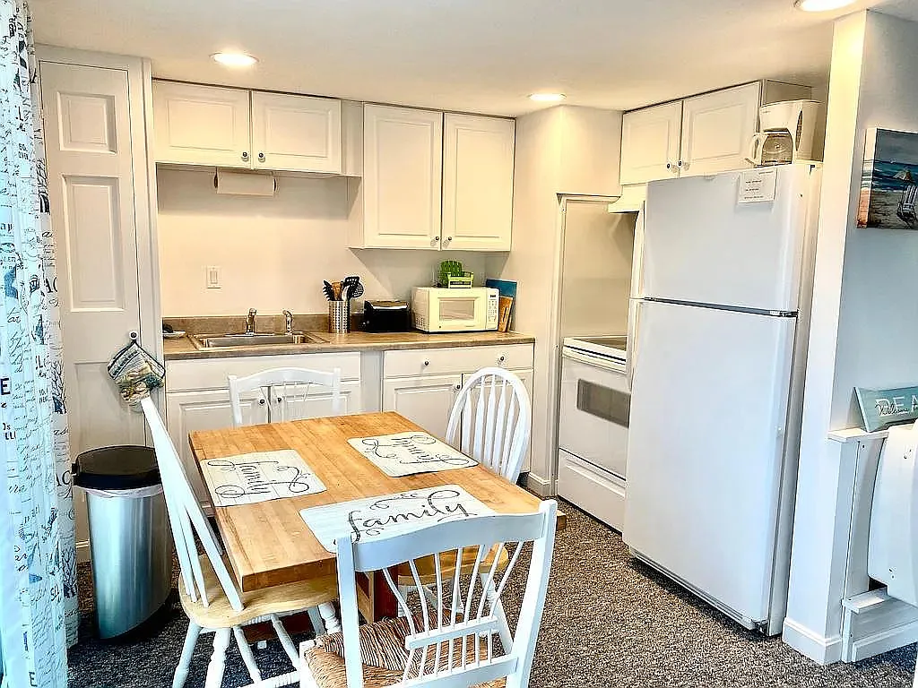 34 Ellery Ave — Photo 4