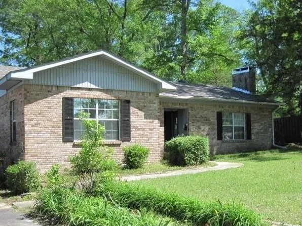 1003 Broadway St, Smackover, AR 71762