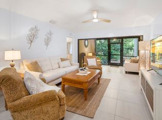 1865 Courtyard Way APT 105, Naples, FL 34112