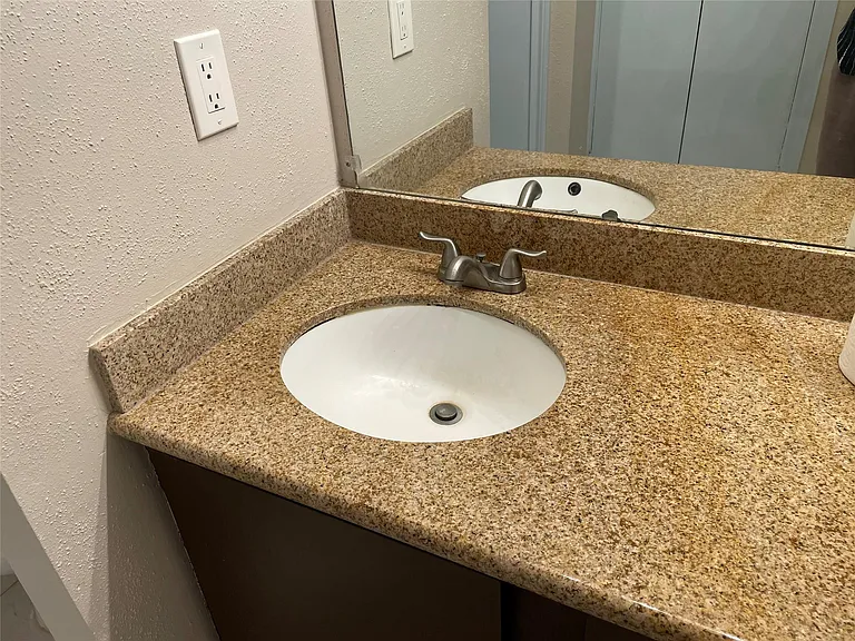 7950 N Stadium Dr #210 — Photo 15