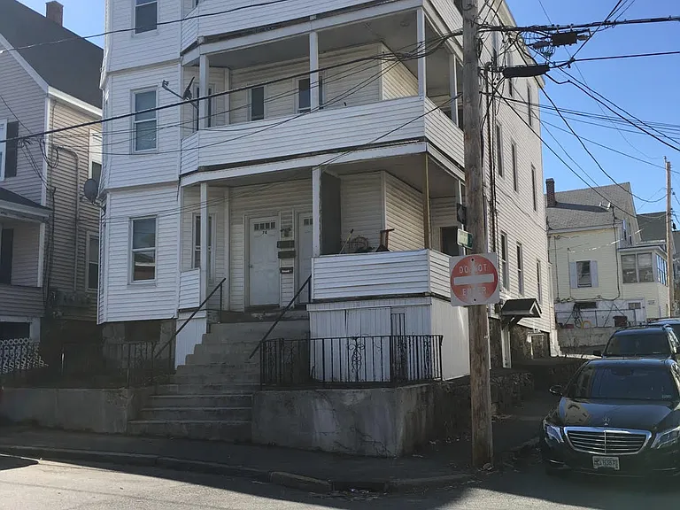 74 Gershom Ave #3 — Photo 2