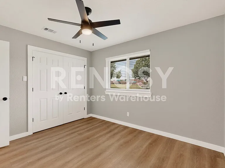 507 S Spring Creek Dr — Photo 38