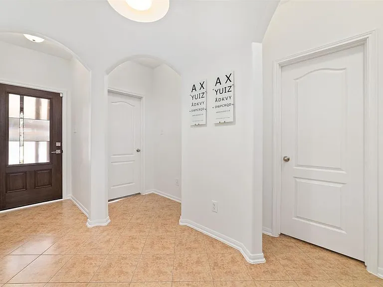 24526 Foxberry Glen Ln — Photo 3