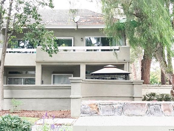 3rd image of 26133 McBean Pkwy Unit 128