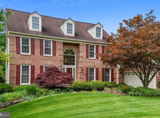 6736 Jade Post Ln, Centreville, VA 20121