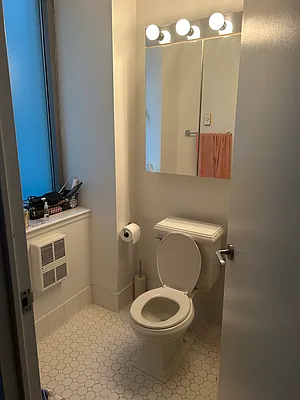 Rented by Oxford Property Group | media 7