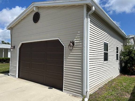 3rd image of 6514 Lacey Ln