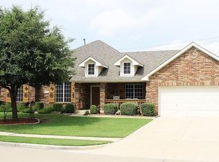 228 Pinewood Trl, Forney, TX 75126