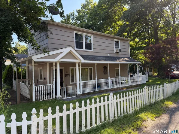 26 View Place, Guilford, CT 06437