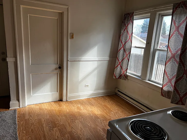 17 S Maple Ave #4 — Photo 8