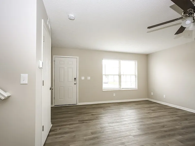 5774 Oyster Bay Way — Photo 6