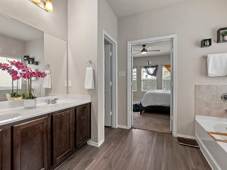 9219 Yaya Rd — Photo 12
