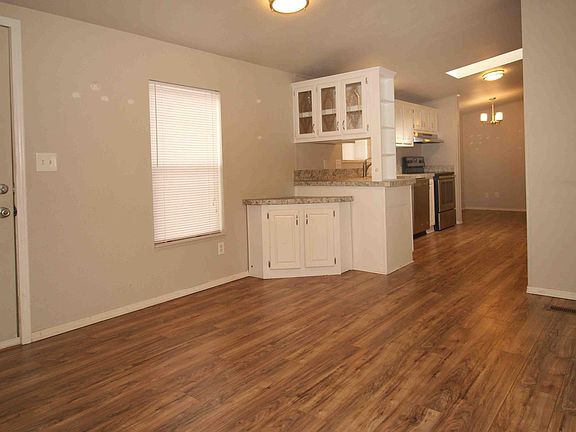3rd image of 61026 SE Geary Dr