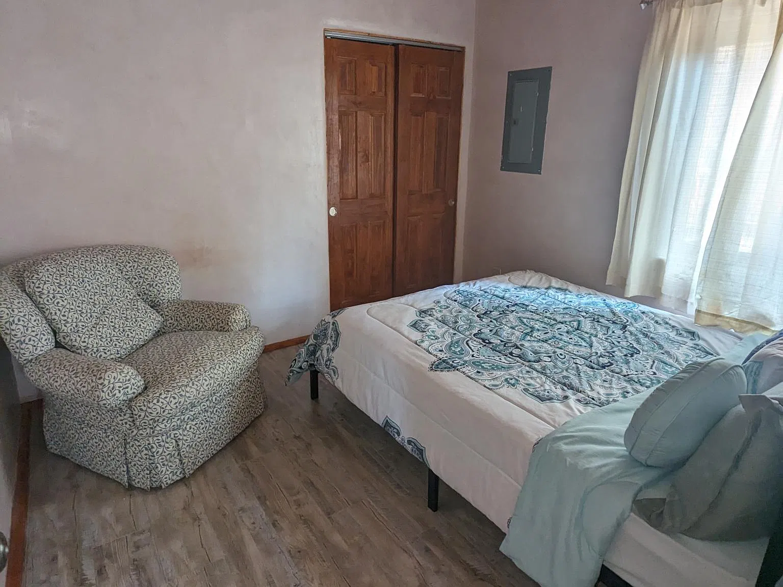 2 bed, 1100 sqft, $2,000 — Photo 4